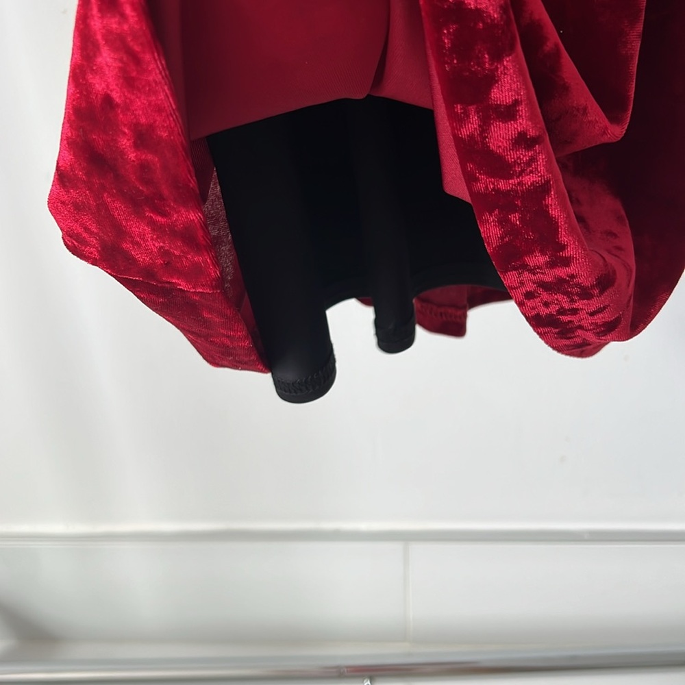 📍SOLD Elegant Red Velvet Kids Dress love…ady - Picture 8 of 16